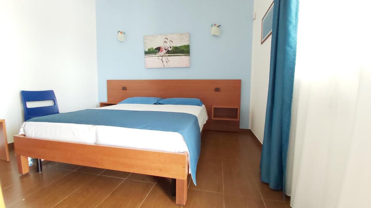 Residence Bandiera Gialla Маргерита ди Савоя Екстериор снимка