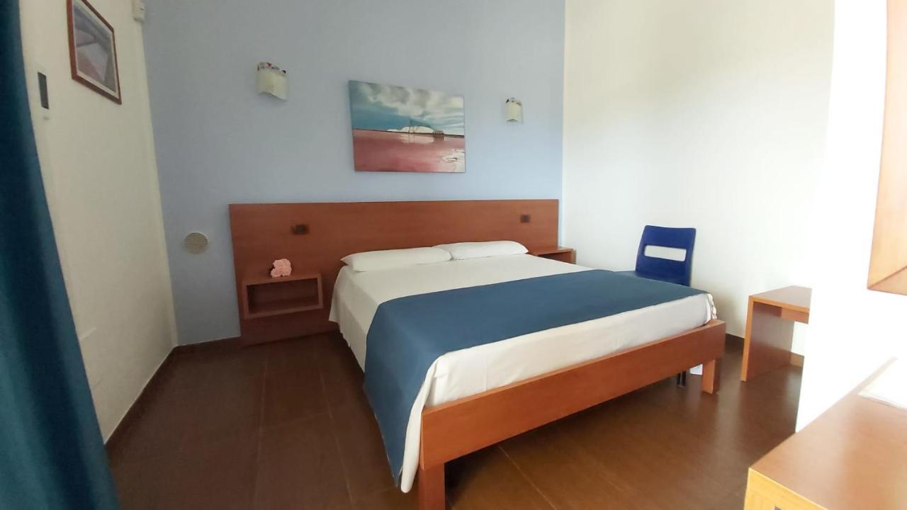 Residence Bandiera Gialla Маргерита ди Савоя Екстериор снимка