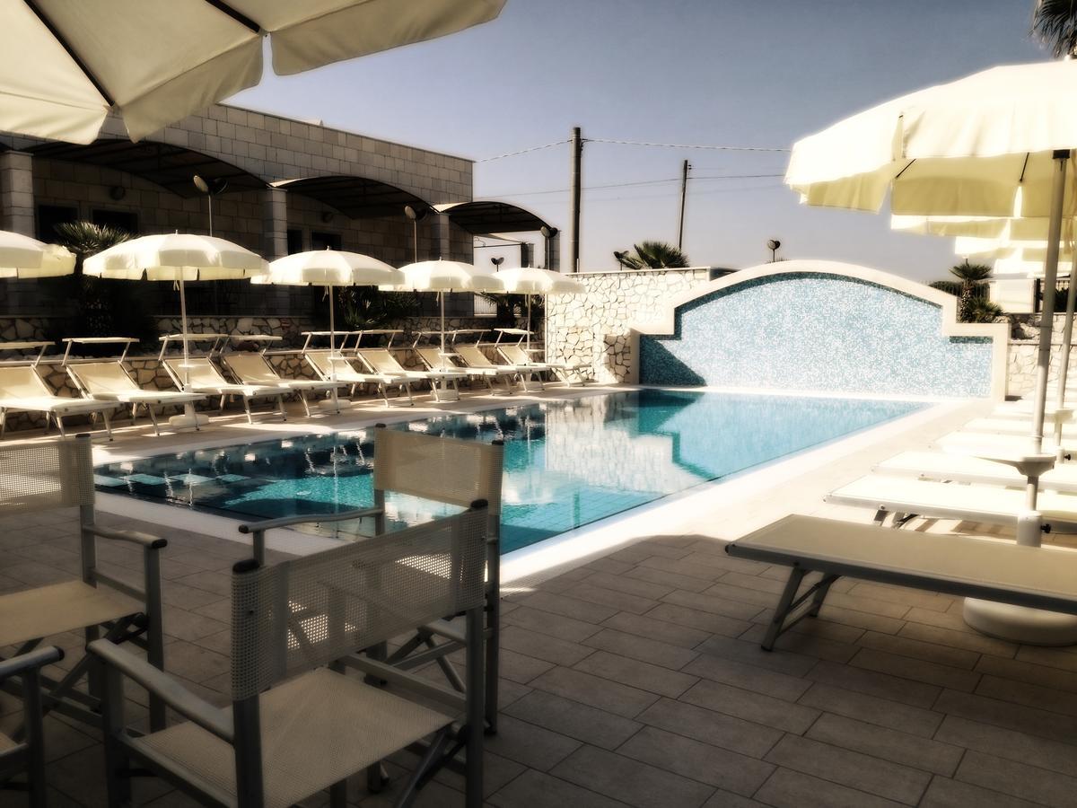 Residence Bandiera Gialla Маргерита ди Савоя Екстериор снимка