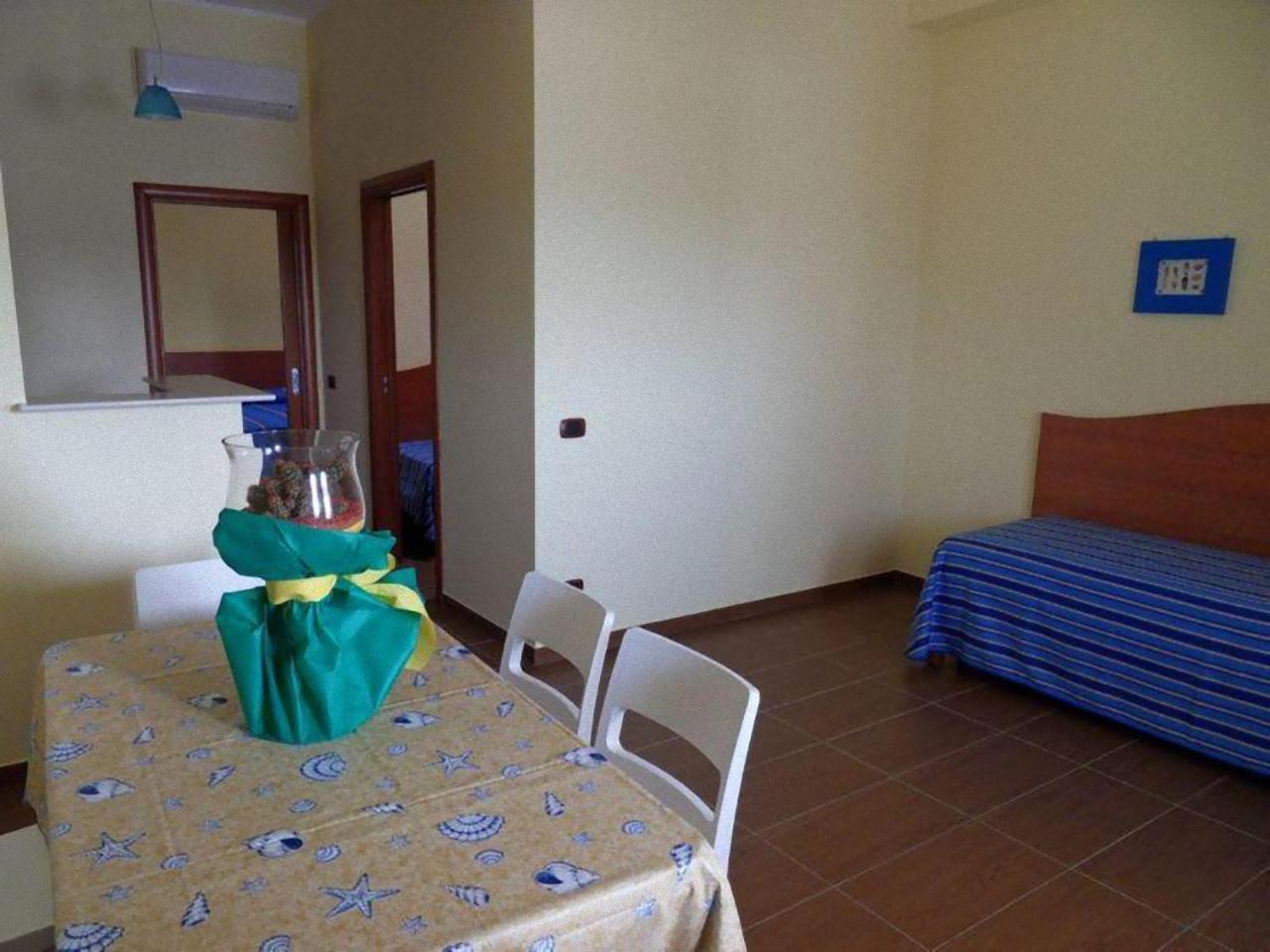 Residence Bandiera Gialla Маргерита ди Савоя Екстериор снимка
