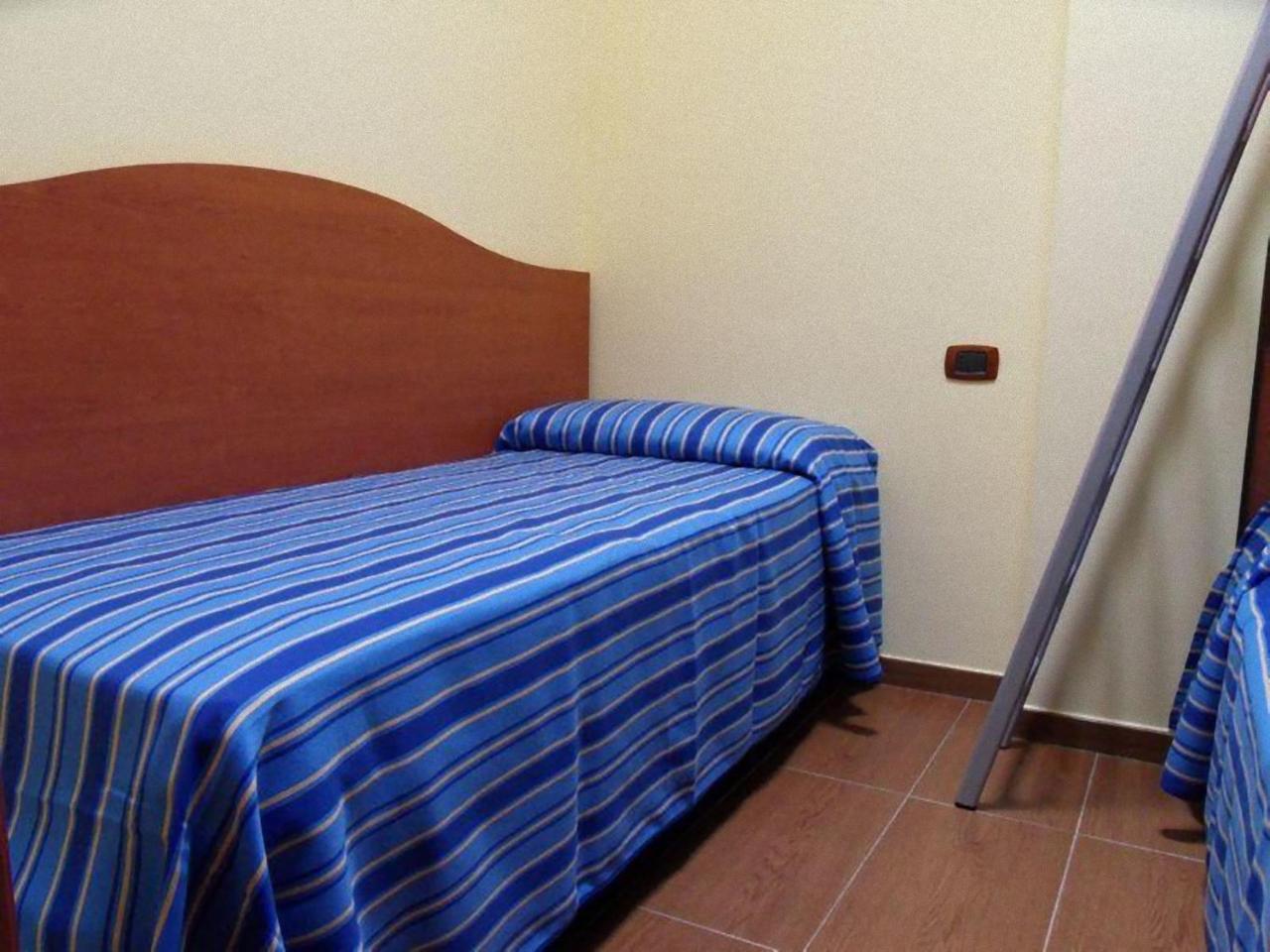 Residence Bandiera Gialla Маргерита ди Савоя Екстериор снимка